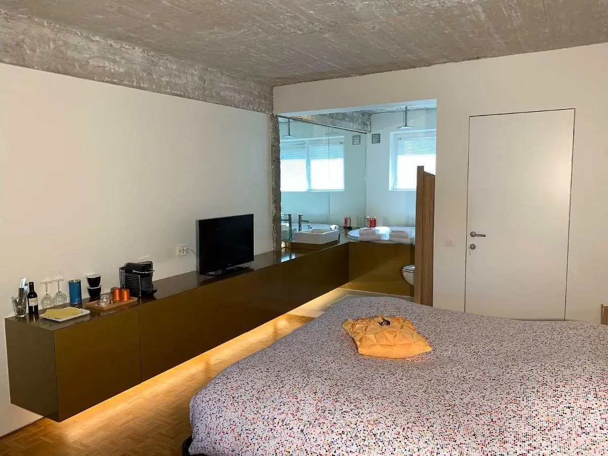 B&B Yellow Submarine Antwerp 5*,  Belgium